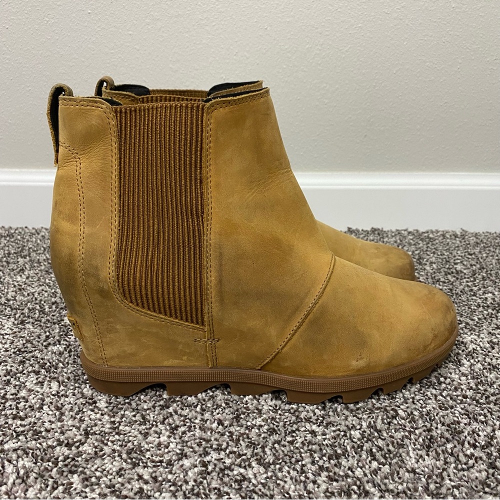 Sorel Joan of Arctic Wedge II Chelsea Bootie Women's Size 11